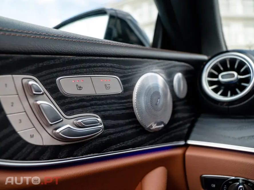 Mercedes-Benz E 220 d 4Matic 9G-TRONIC AMG Line