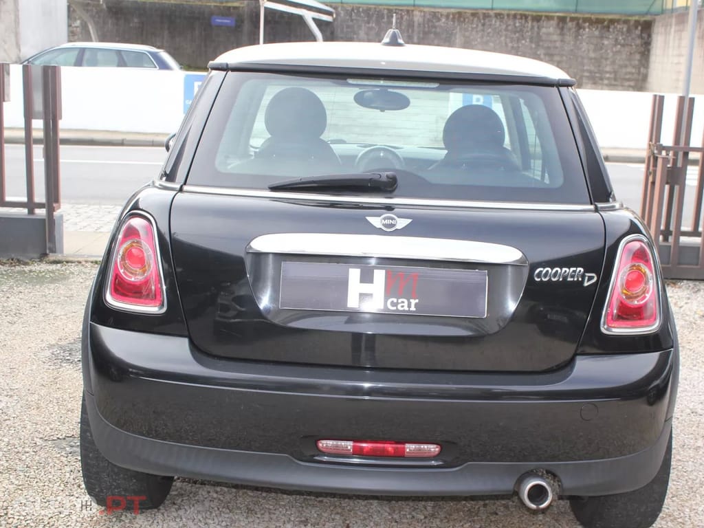 MINI Cooper Cooper D
