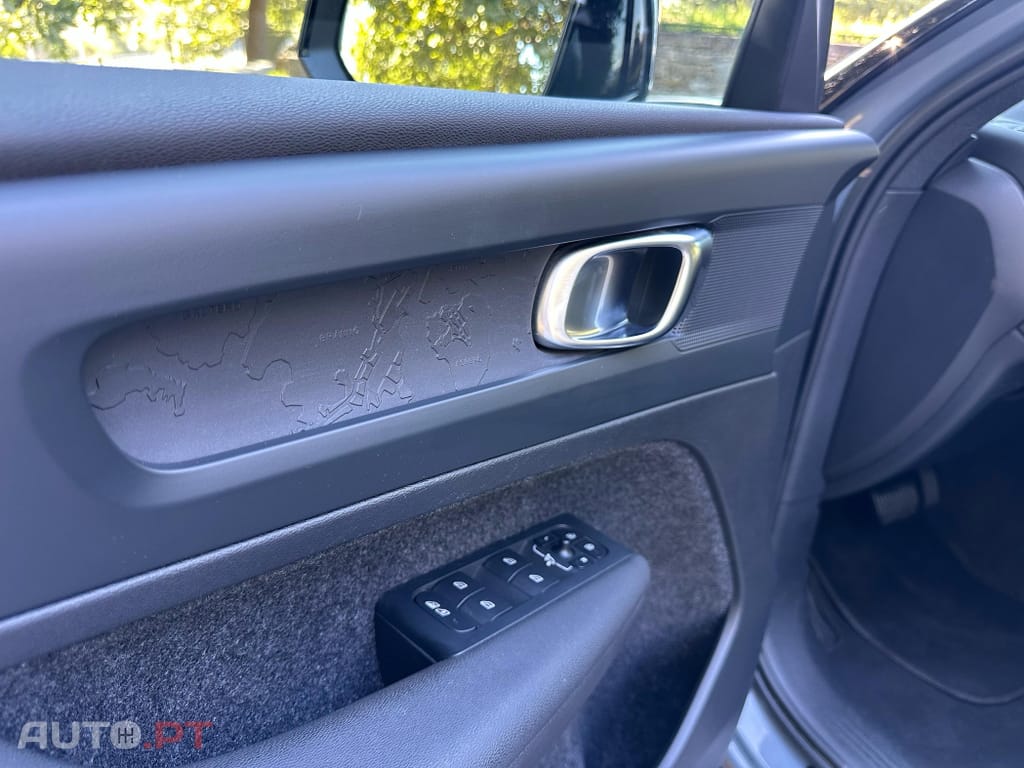 Volvo XC40 Recharge Plus
