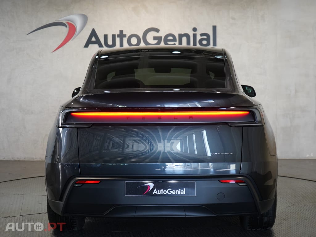Tesla Model Y Long Range Tração Traseira