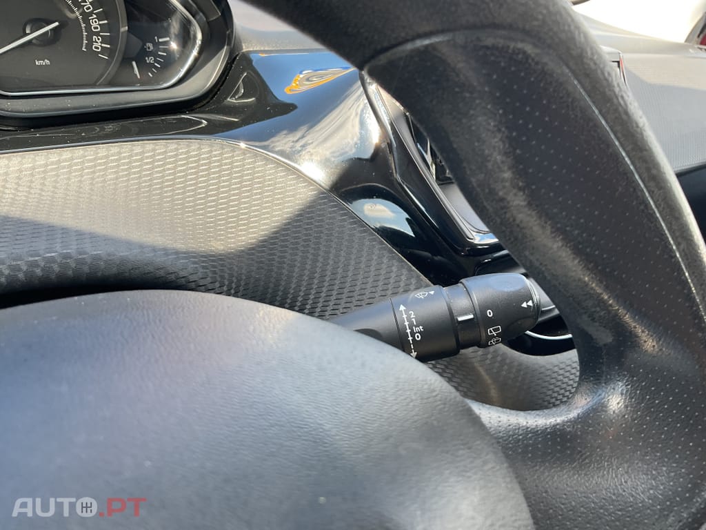 Peugeot 2008 1.4 HDi Allure