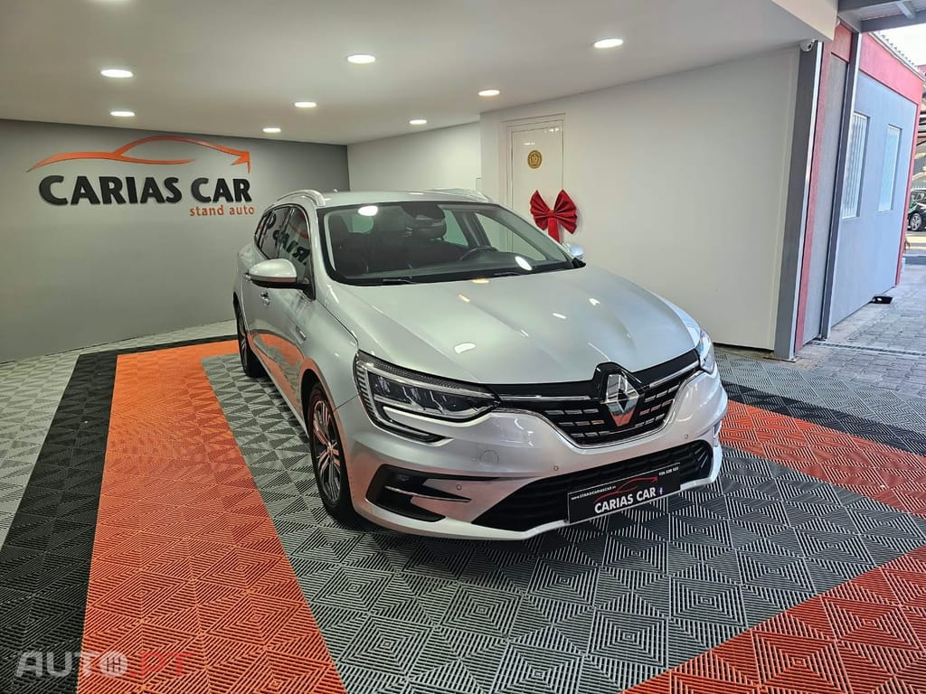 Renault Mégane Sport Tourer 1.5 Blue dCi Intens EDC
