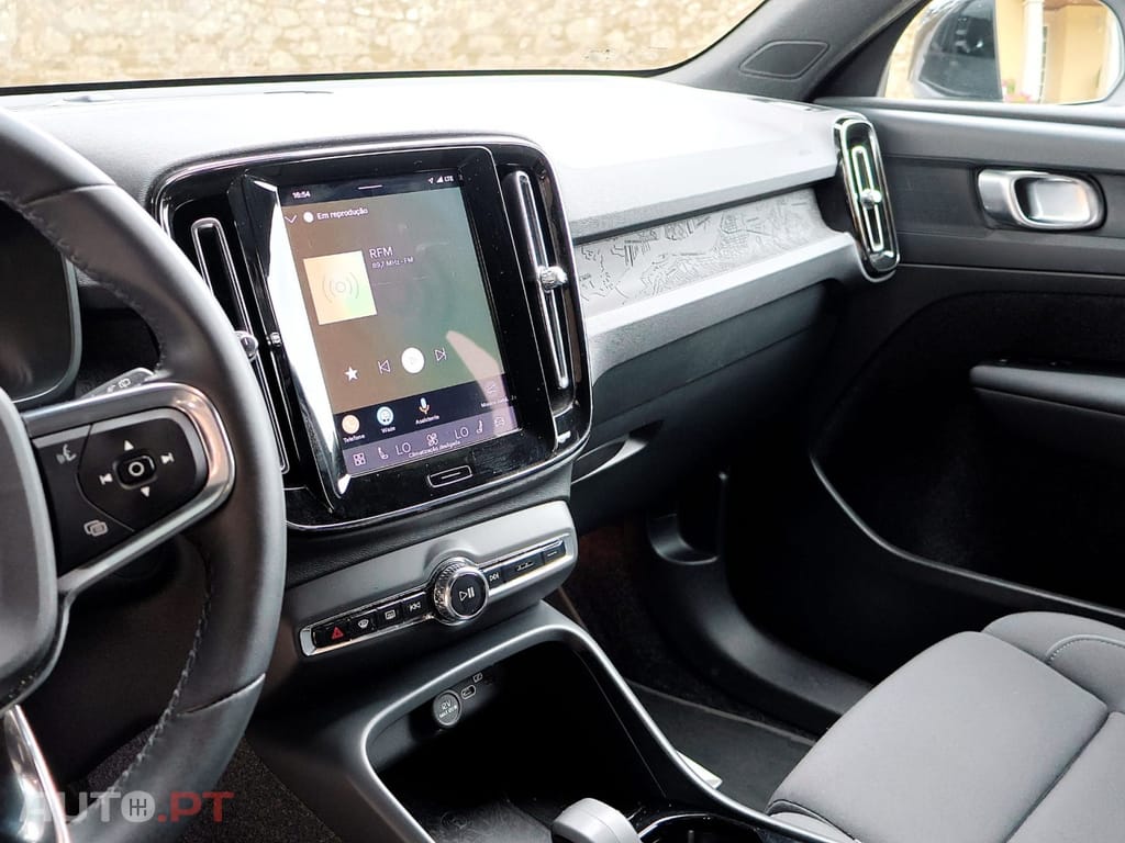Volvo XC40 Recharge Extended Range Plus