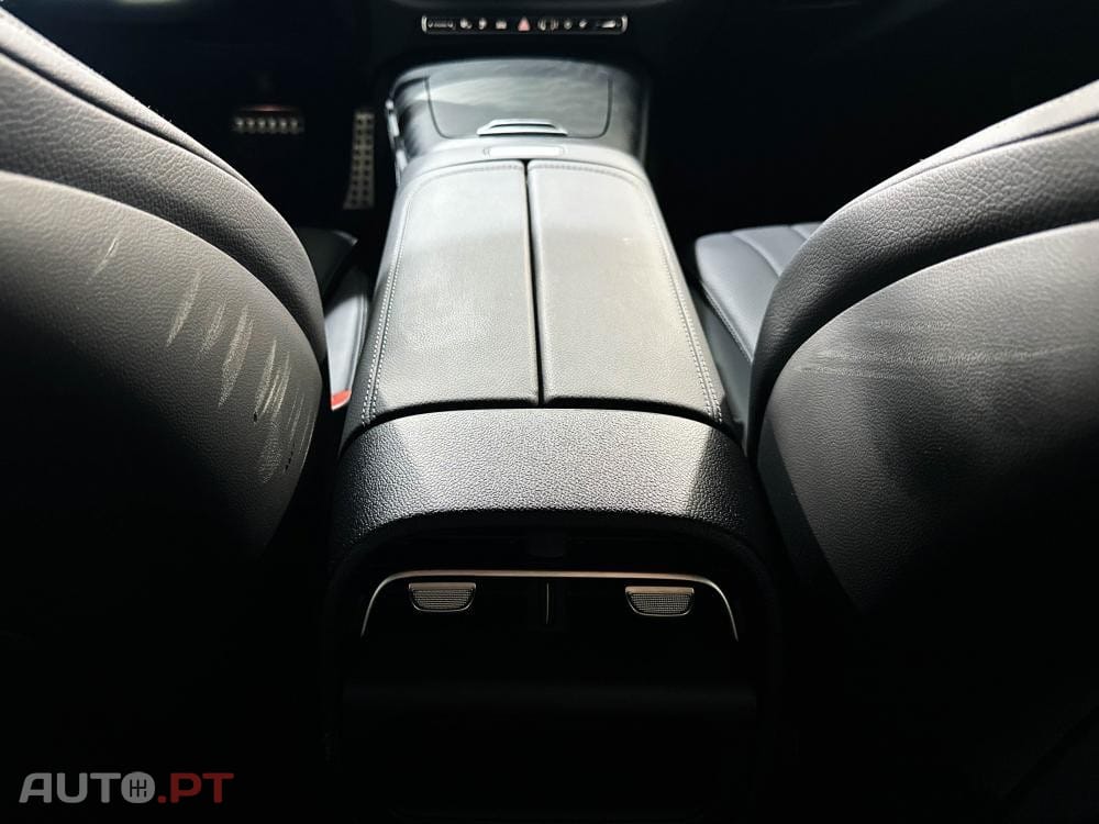 Mercedes-Benz E 300 de 4Matic 9G-TRONIC AMG Line