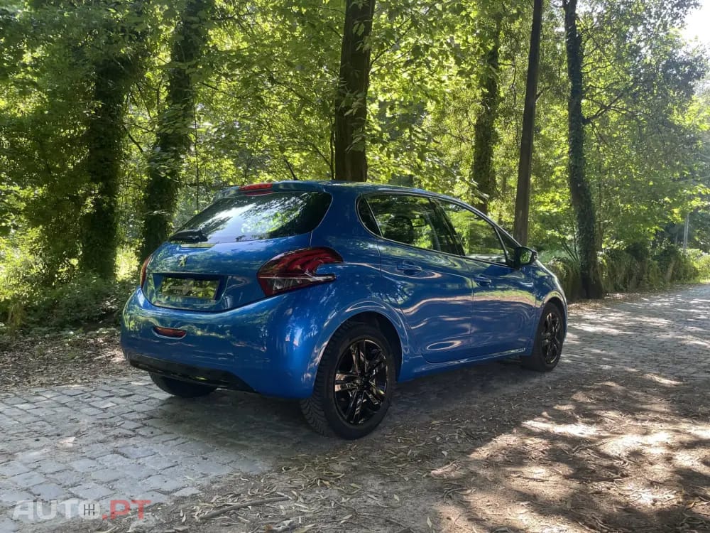 Peugeot 208 1.6 BlueHDi Allure