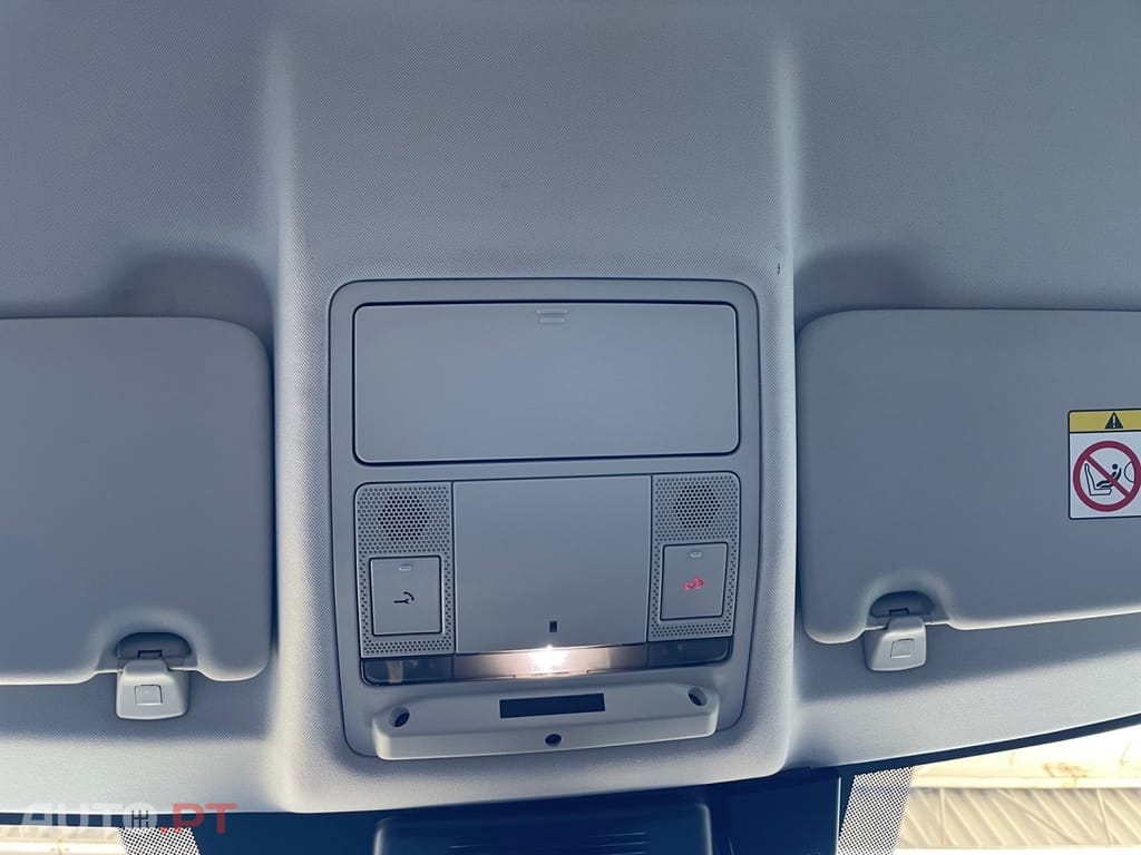 Land Rover Discovery Sport 2.0 TD4 HSE Luxury 7L Auto