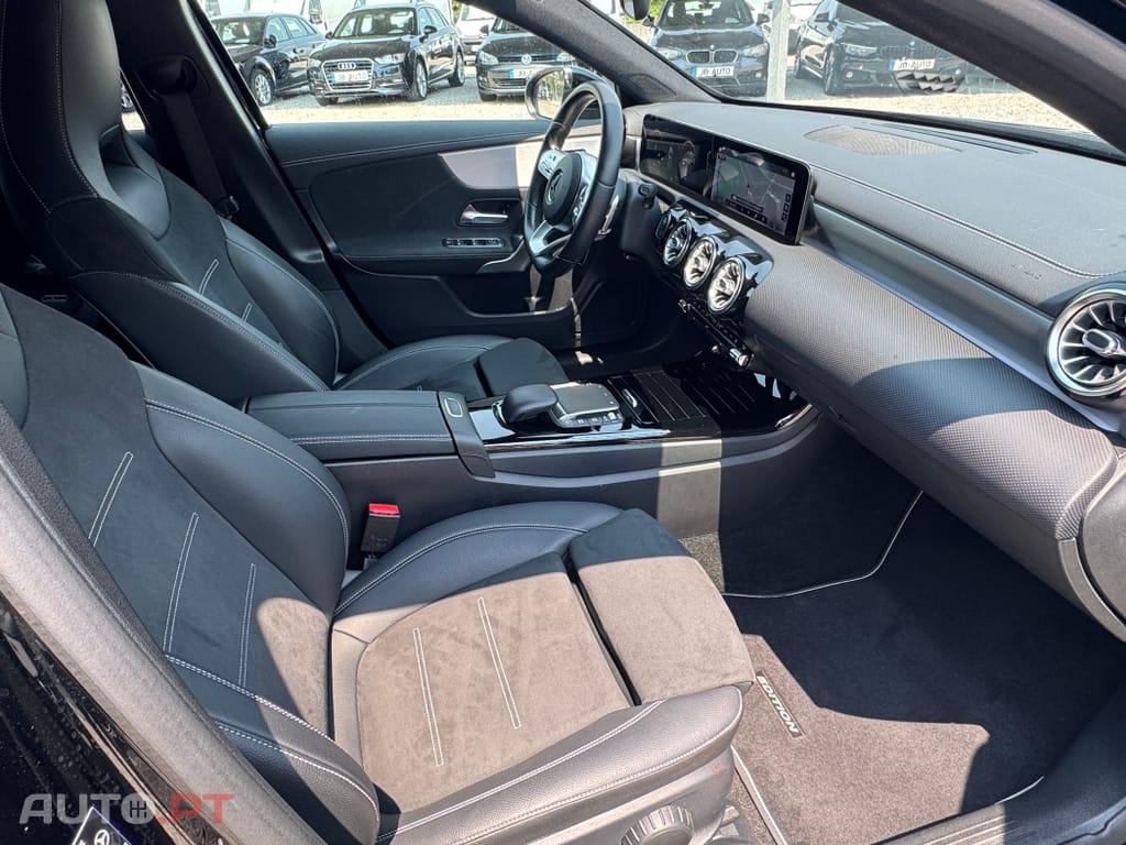 Mercedes-Benz A 250 e AMG Line
