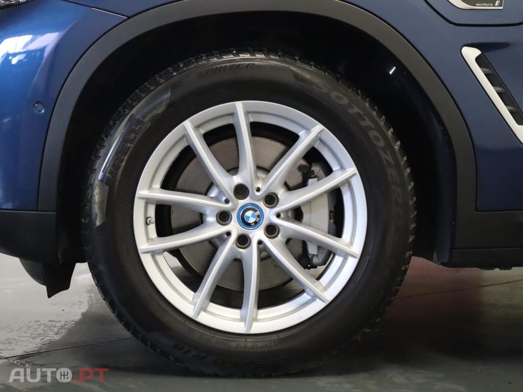 BMW X3 xDrive30e Auto