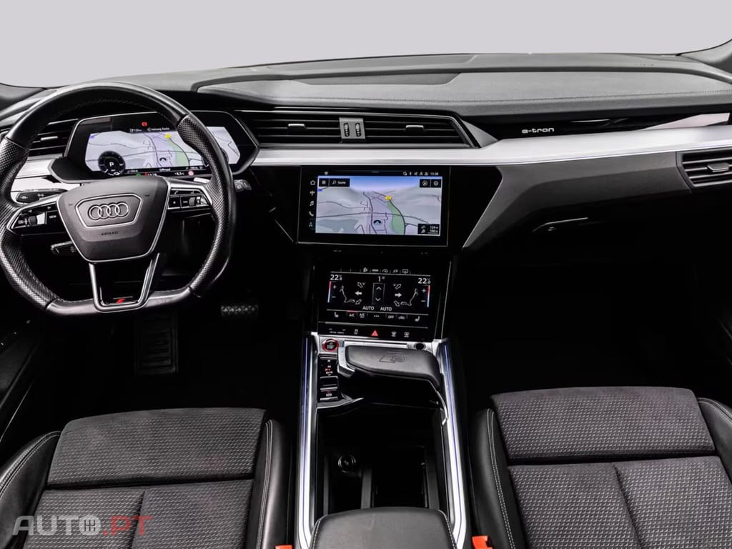 Audi E-Tron S ALL-BLACK