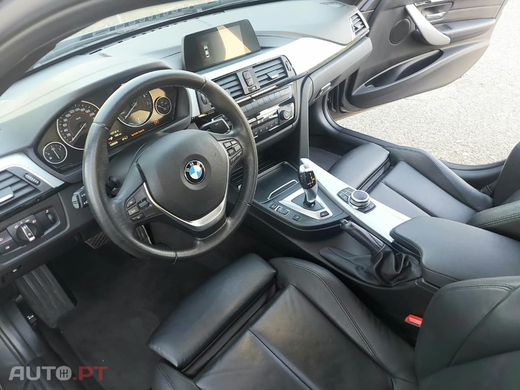 BMW 330 e iPerformance Line Luxury