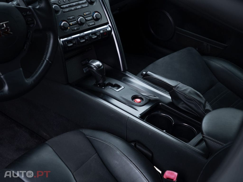 Nissan GT-R Premium