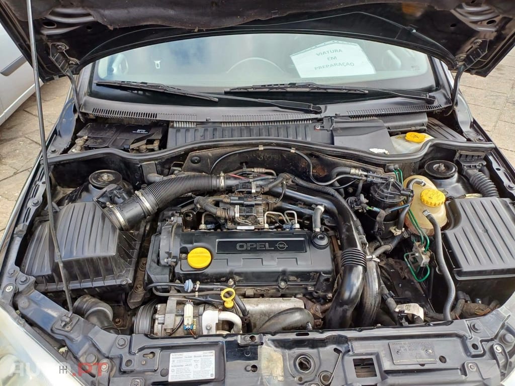 Opel Corsa 1.7 DTi 16V Elegance — fotografia 11