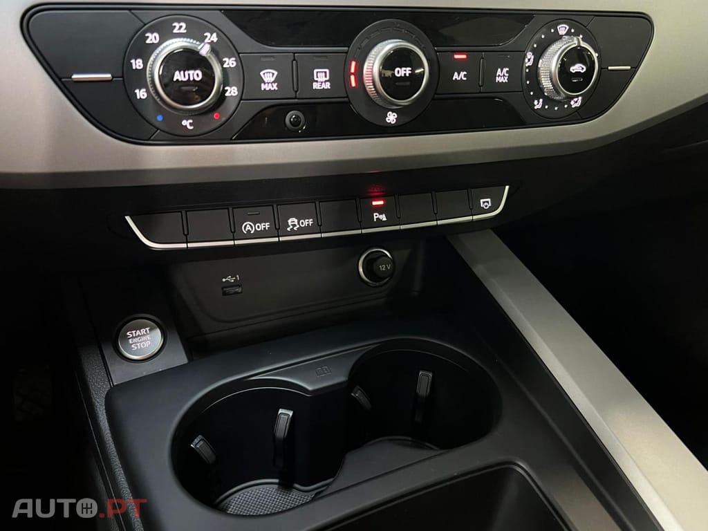 Audi A4 30 TDI S tronic Avant