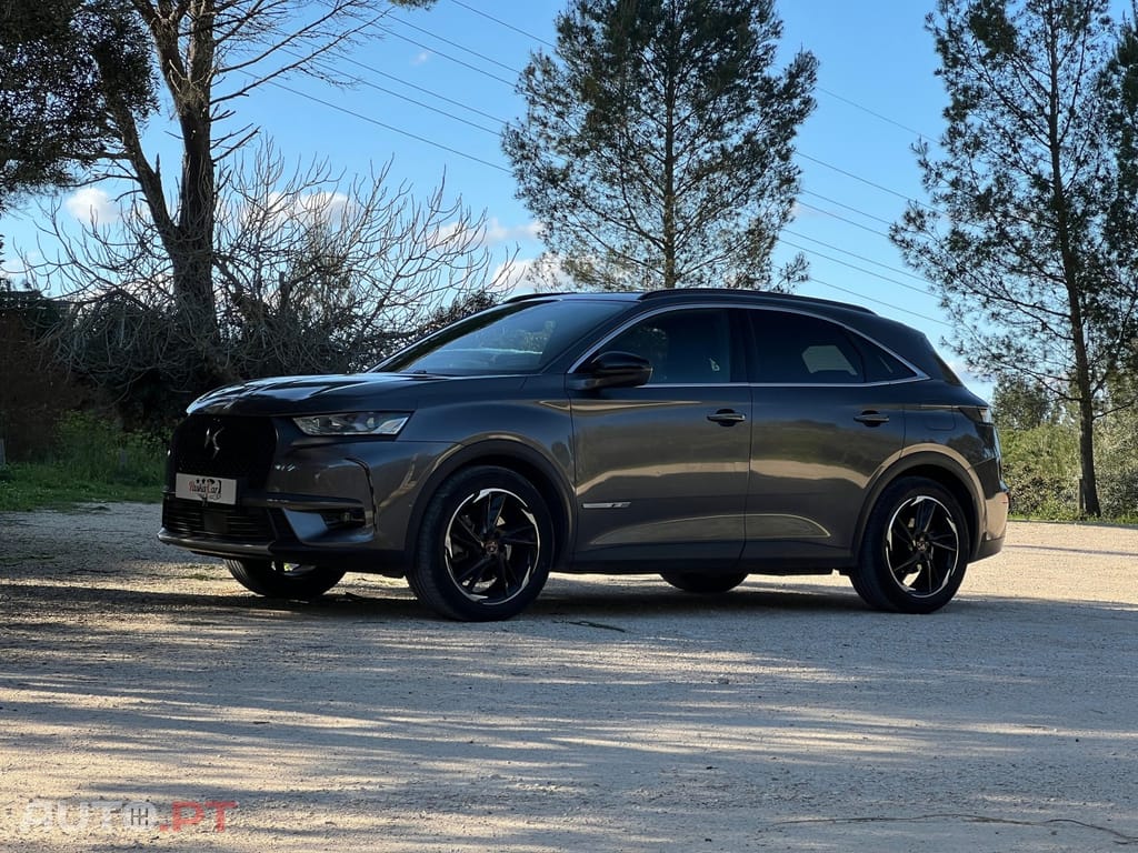 DS DS7 Crossback E-TENSE 225 PERFORMANCE LINE
