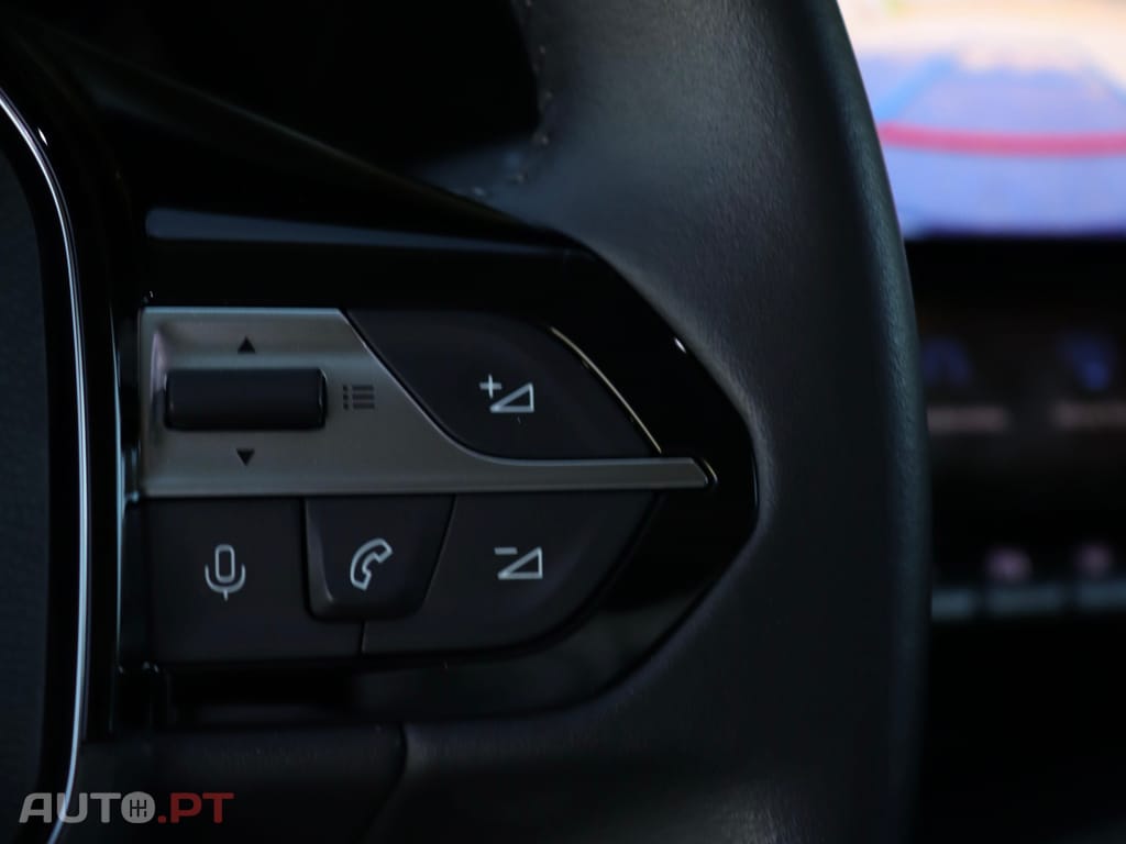 Peugeot 308 1.2 PureTech Allure EAT8