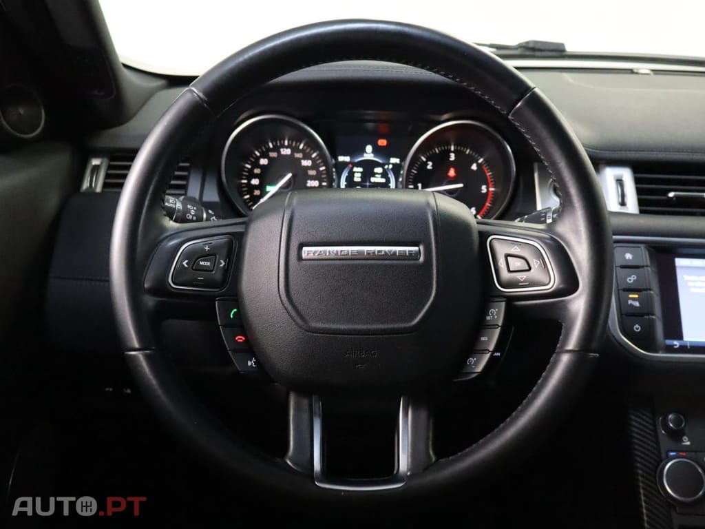 Land Rover Evoque  2.0 D150 R-Dynamic S