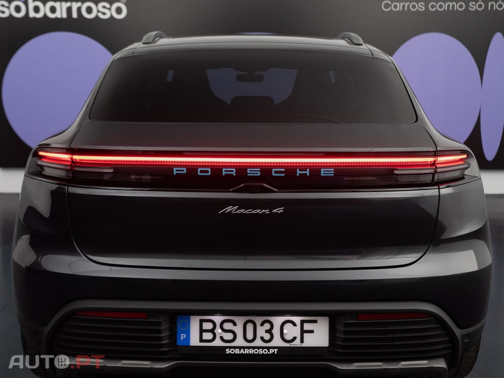 Porsche Macan Electric 4