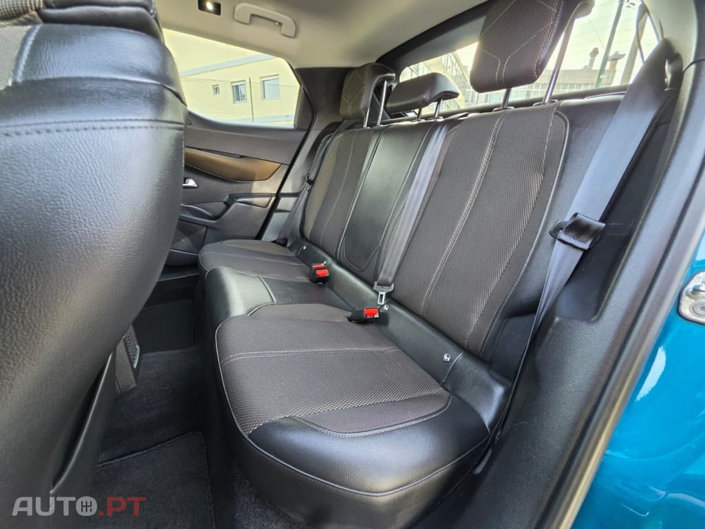 DS DS3 Crossback PureTech 100 SO CHIC