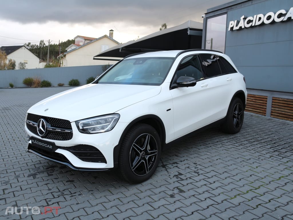 Mercedes-Benz GLC 300 de 4-Matic AMG Pack Night