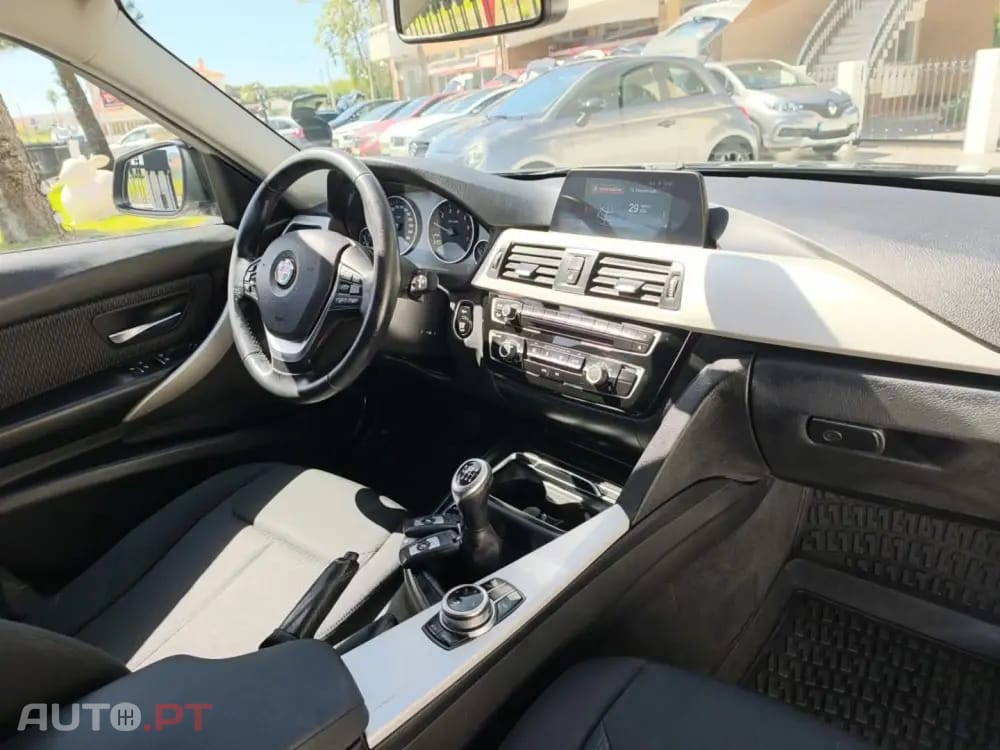 BMW 318 i Sport Line