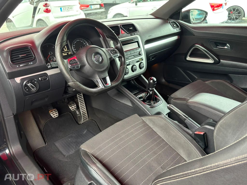 Volkswagen Scirocco 2.0 TDi Sport
