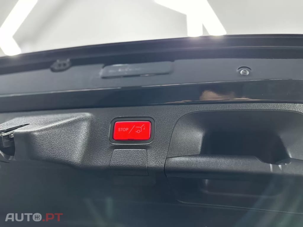 Mercedes-Benz CLA 250 e Shooting Brake AMG Line