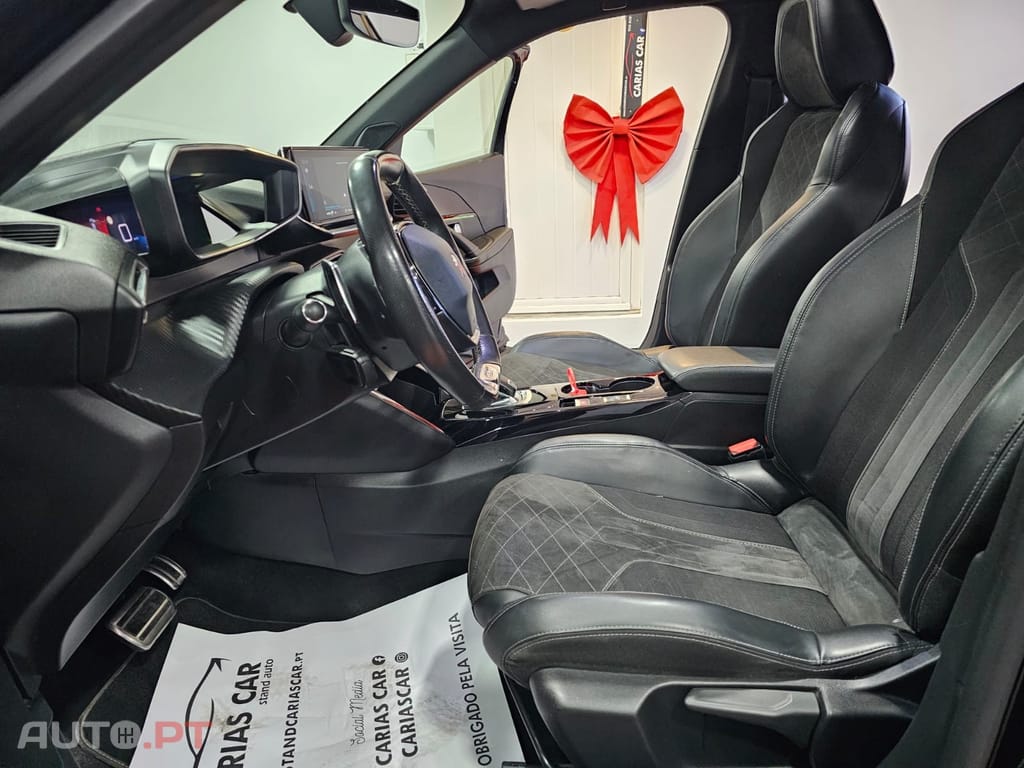 Peugeot 2008 1.2 PureTech GT EAT8