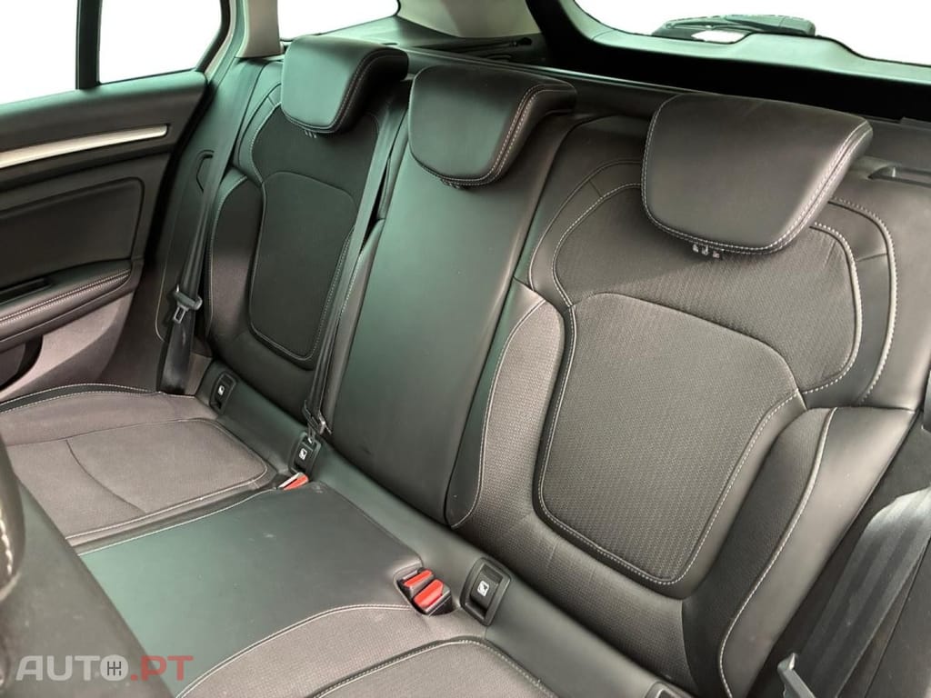 Renault Mégane Break 1.5 Blue dCi Intens EDC