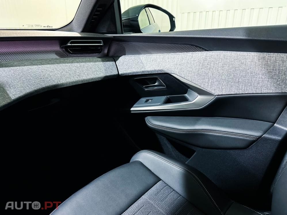 Peugeot E-3008 73 kWh GT