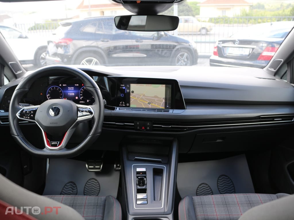 Volkswagen Golf 2.0 TSi GTi DSG Performance