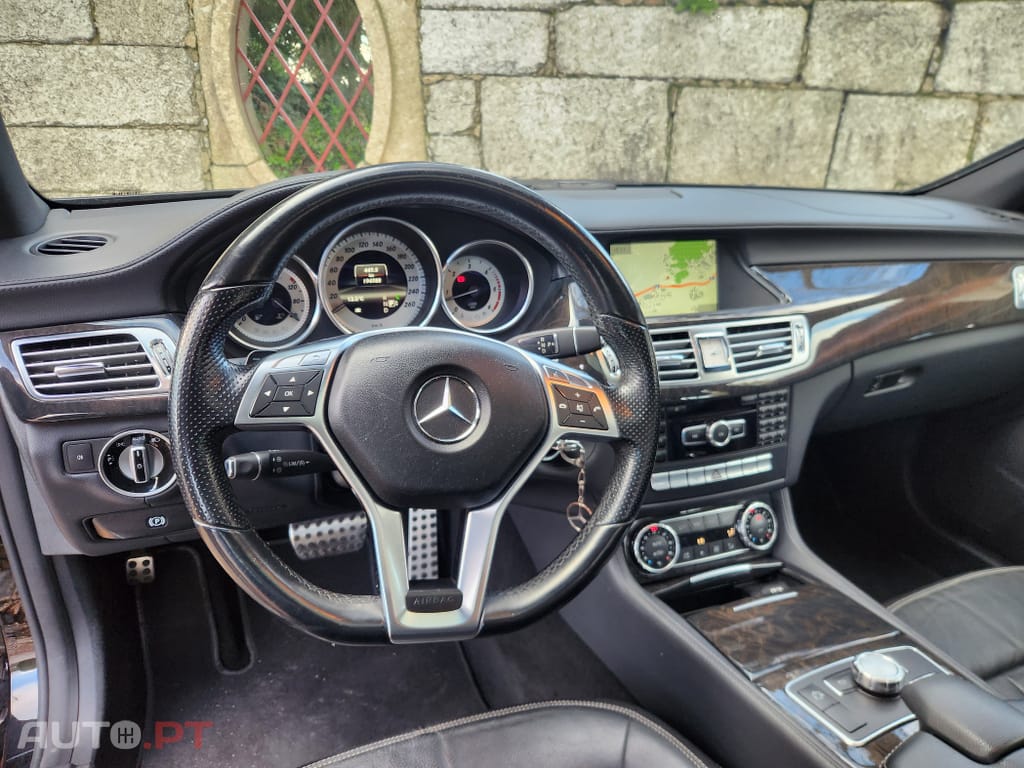 Mercedes-Benz CLS 350 CDi BlueEfficiency