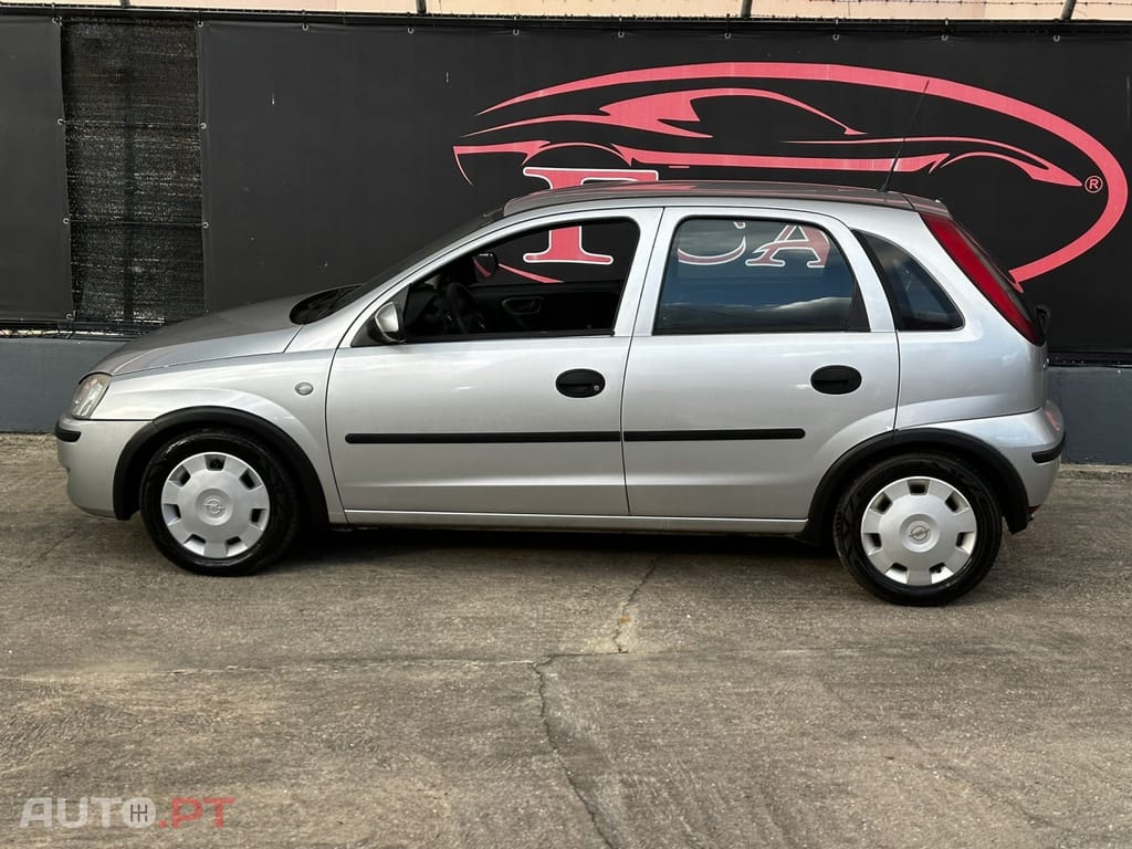Opel Corsa 1.0 12V First