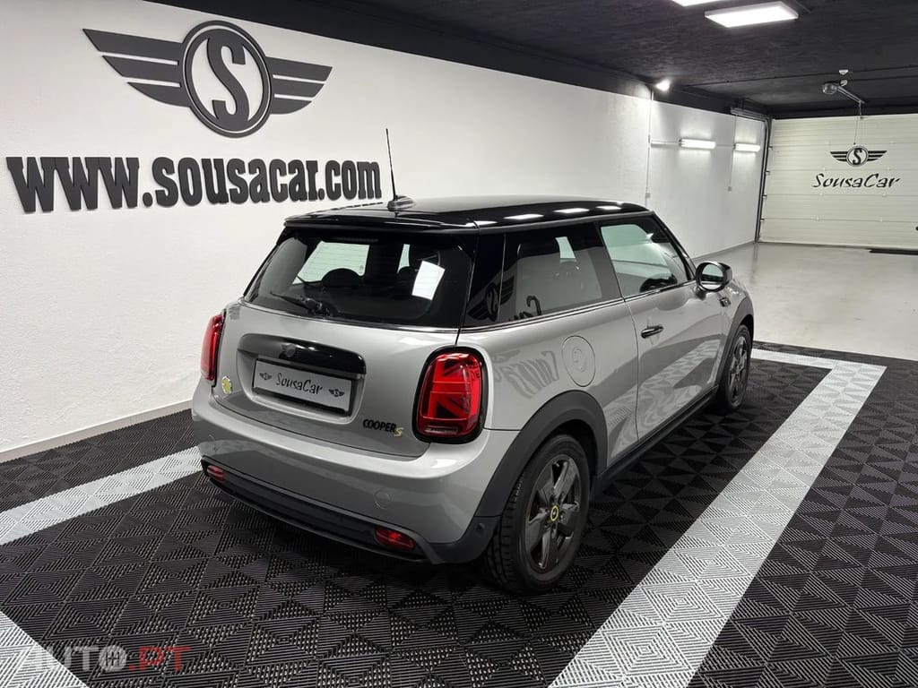 MINI Cooper Cooper SE S