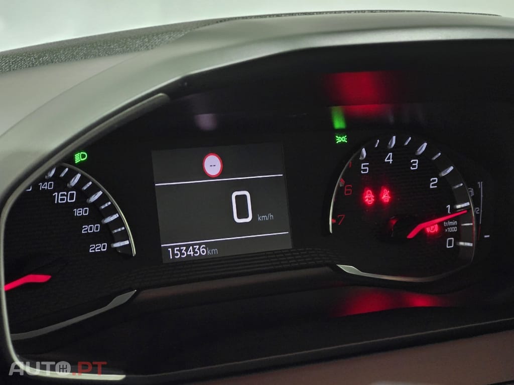 Peugeot 2008 BlueHDi 110 Active