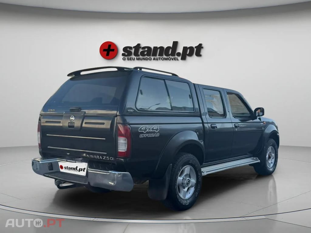 Nissan Navara 2.5 Di