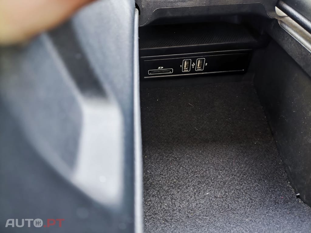 Mercedes-Benz C 200  BlueTEC Avantgarde 