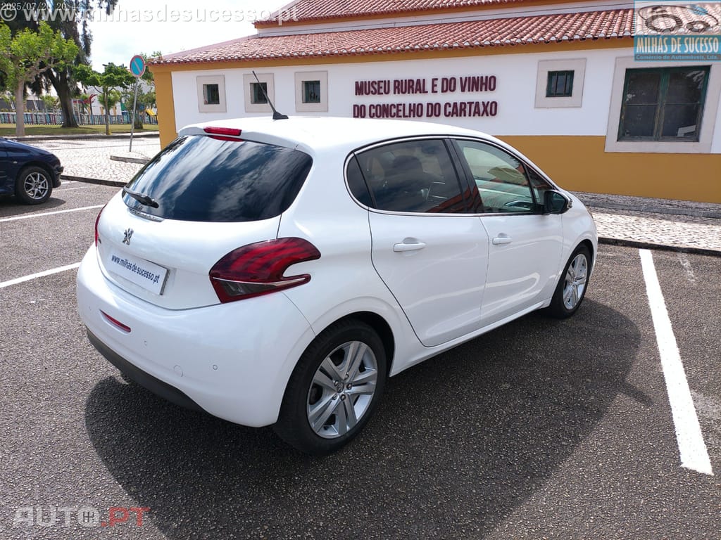 Peugeot 208 1.5 BlueHDI Allure