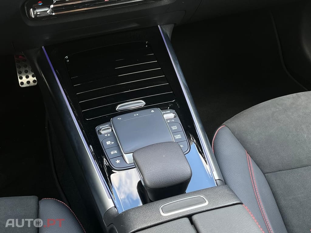 Mercedes-Benz EQB 250 AMG Line