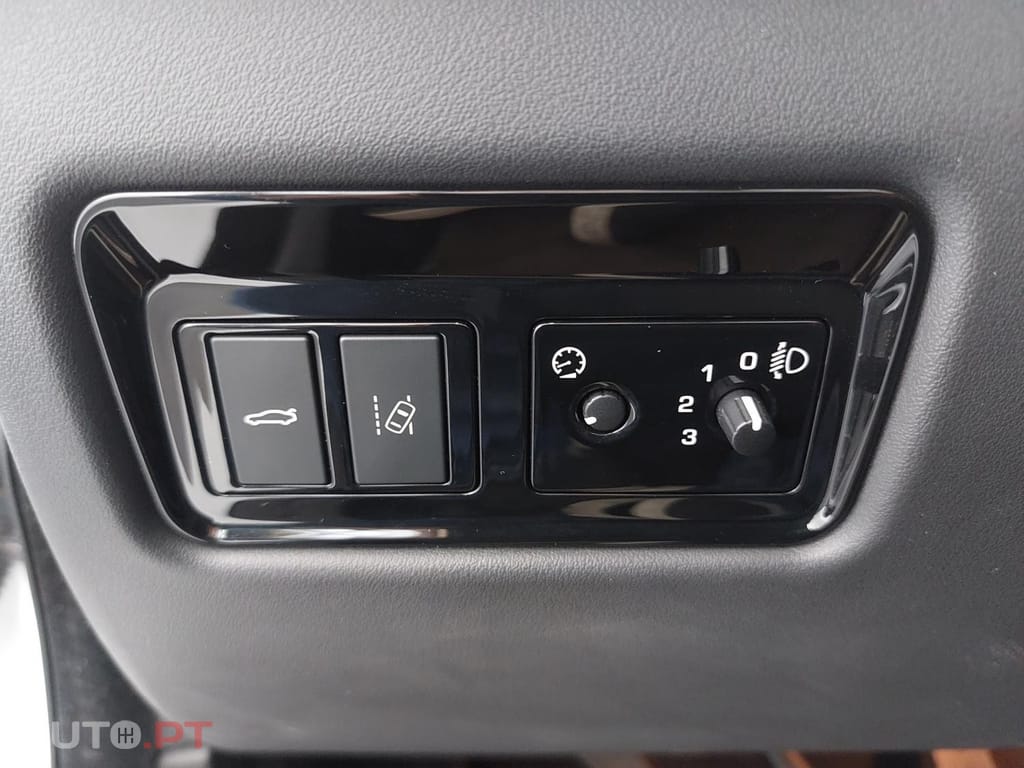 Jaguar XE 2.0 D Prestige