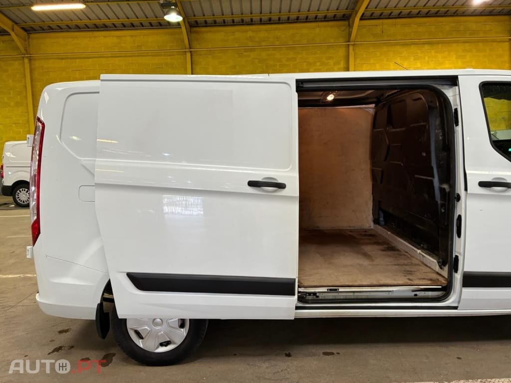 Ford Transit Custom 300 L2 2.0 EcoBlue Trend H1 Aut.