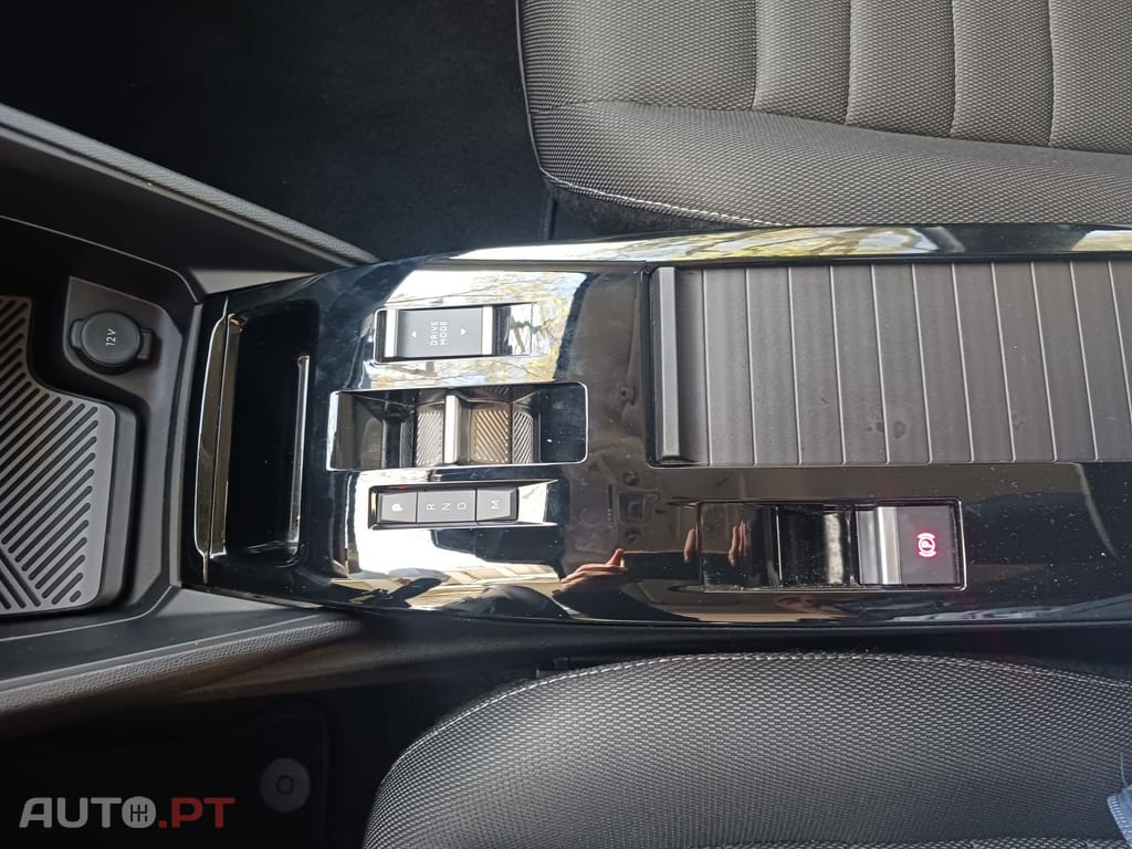 Citroen C4 1.2 Hybrid Plus e-DSC6