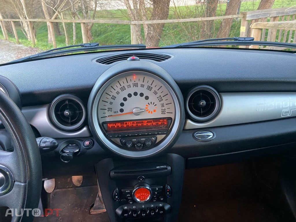 MINI Cooper One D