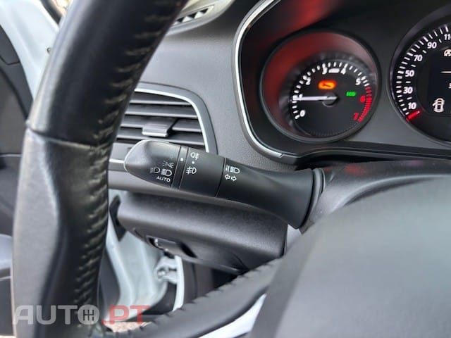 Renault Mégane Sport Tourer 1.3 TCe Intens EDC