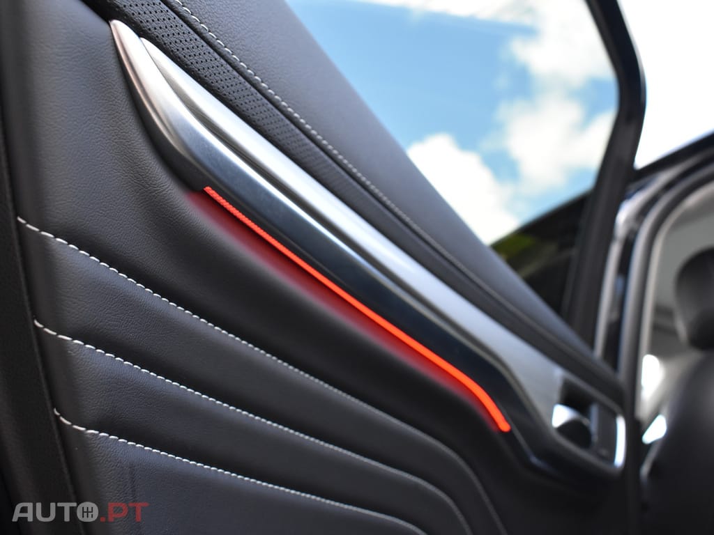 MG Marvel R 70 kWh AWD Performance