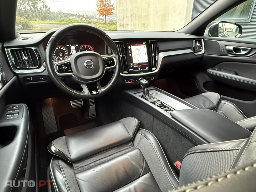 Volvo V60 2.0 D4 R-Design Geartronic