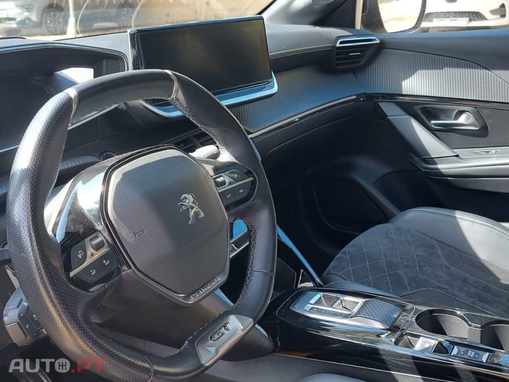 Peugeot E-208 50 kWh GT Line