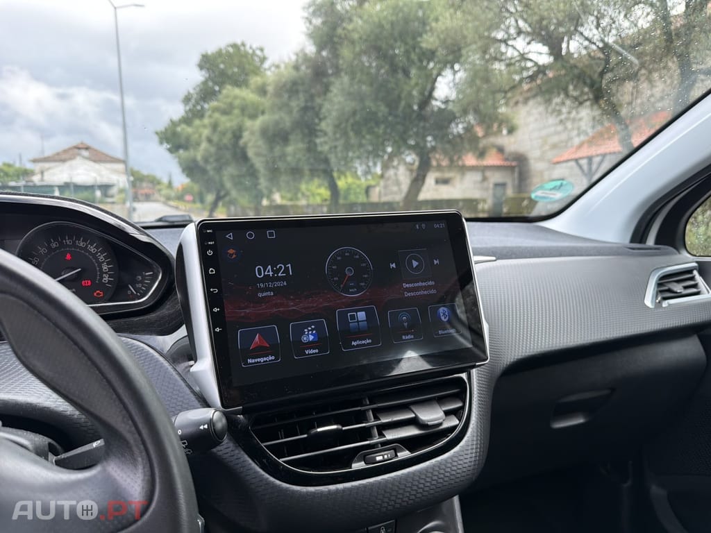 Peugeot 2008 PureTech 100 Active