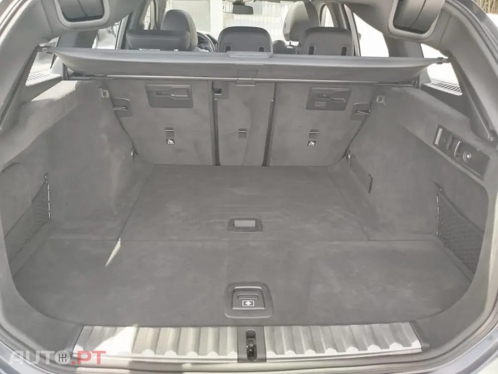 BMW 320 d Touring Pack Desportivo M Auto