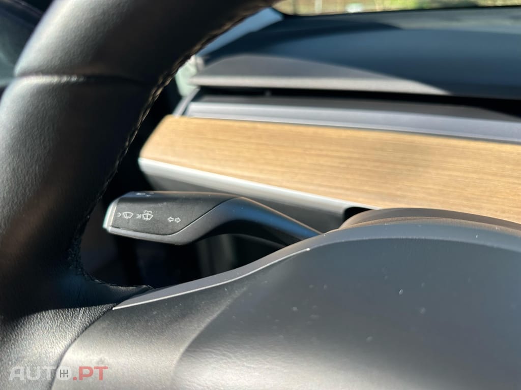 Tesla Model 3 Long-Range Dual Motor AWD