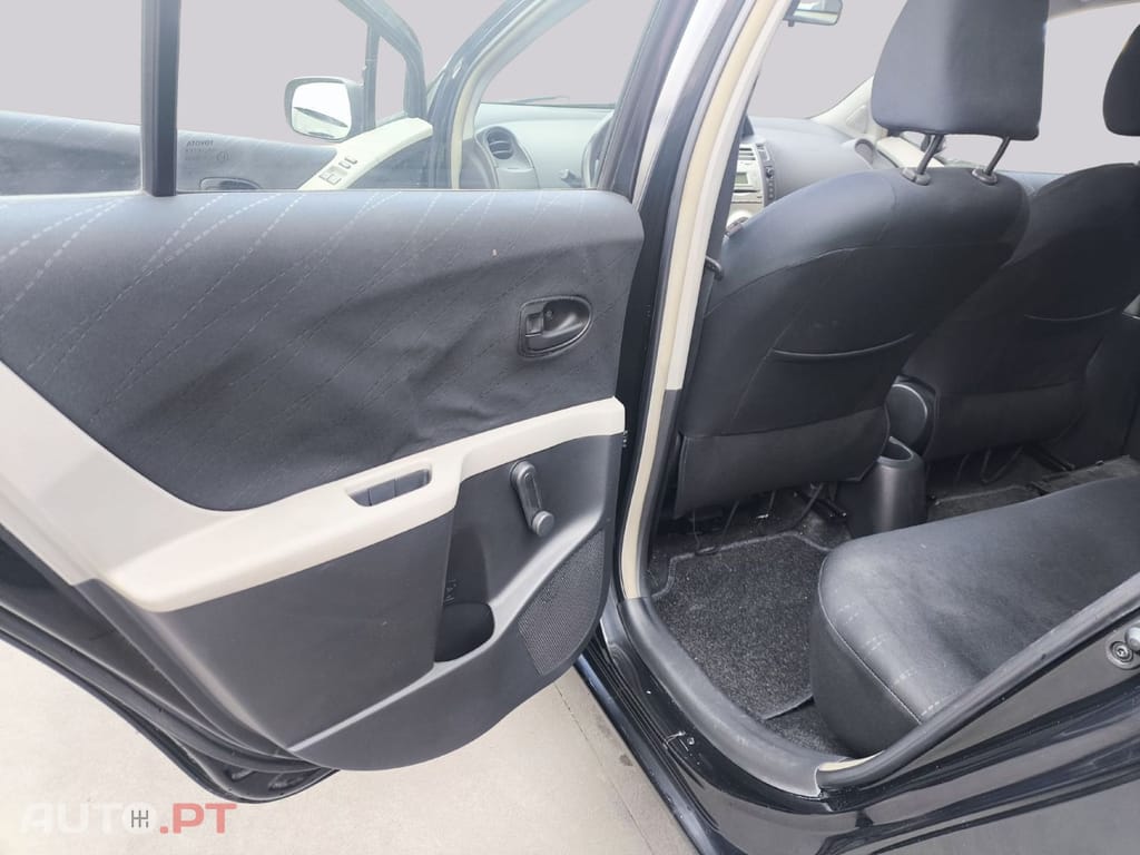 Toyota Yaris 1.4D 4D